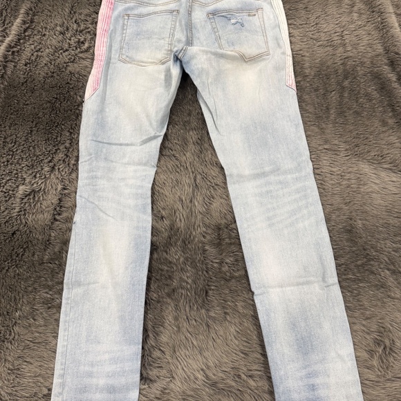 Men's Amiri Distressed Denim - Picture 4 of 6